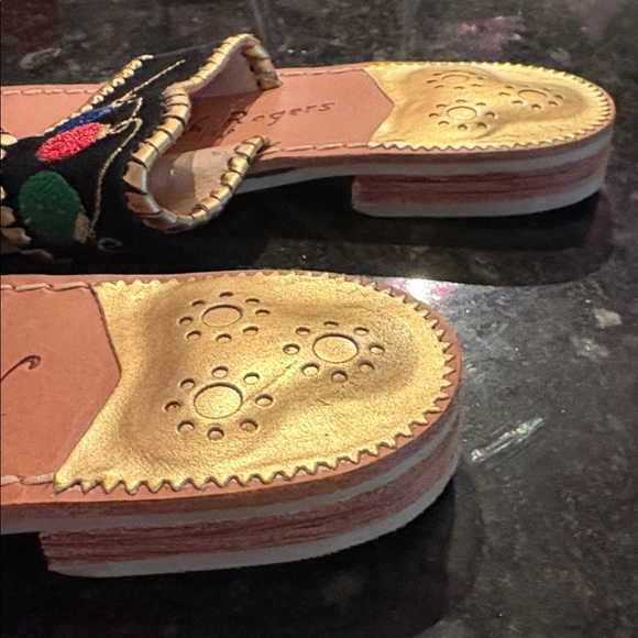 JACK ROGERS ORNAMENT SANDALS - Picture 3 of 8